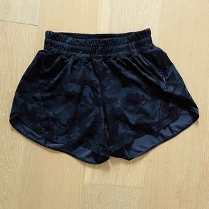 Lululemon Track That Mid Rise Short 5" Heritage 365 Camo Deep Coal Multi